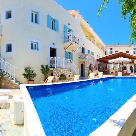 Kastro Hotel Спетсес Экстерьер фото