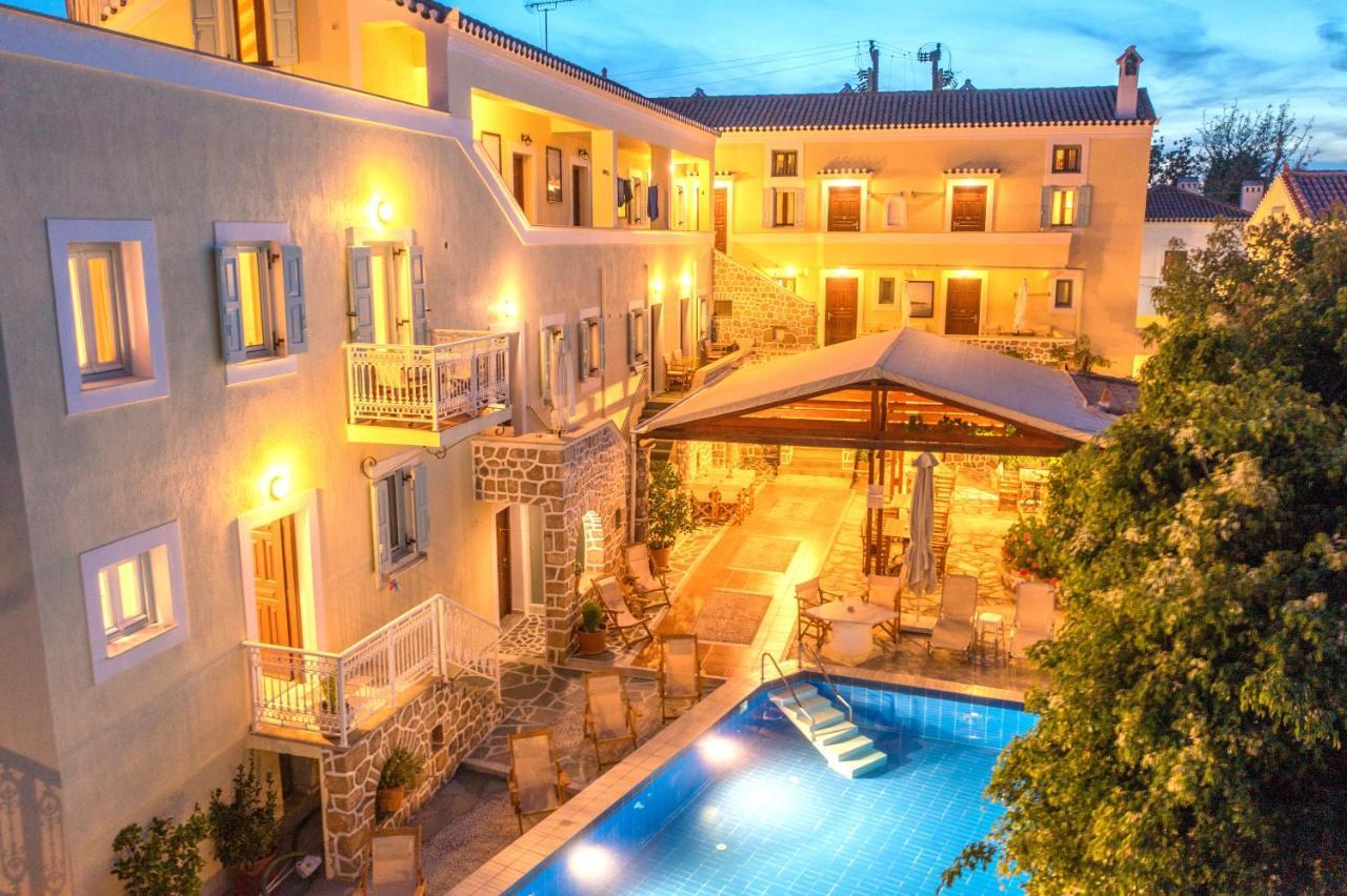 Kastro Hotel Спетсес Экстерьер фото